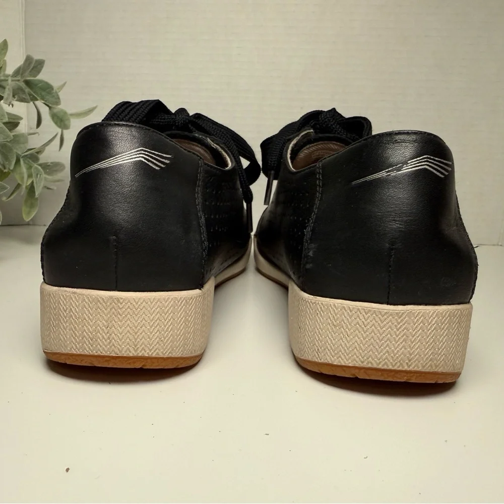 Dansko Women's Orli Sneaker